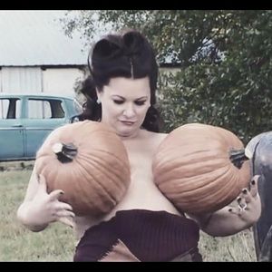 Meet your Posher, Bethany